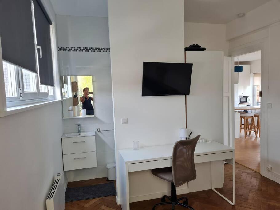 Bel Appartement 3 Suites Privatives Hyper Centre トゥールコワン エクステリア 写真